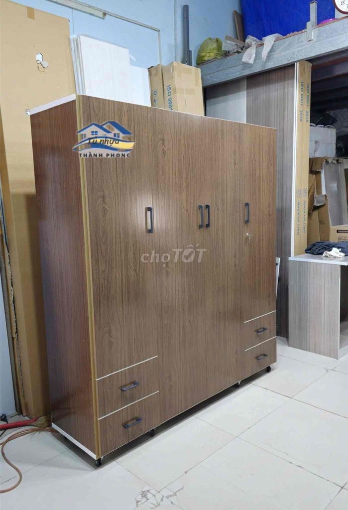 Tủ quần áo 4 cánh 1.65 x1.80. Mua bán Tủ, kệ gia đình tại Thành phố Thủ Đức Tp Hồ Chí Minh được đăng bởi Ngọc Lan hình 1