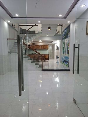 Rent · 4 bd · 100 м² · Quận Ngũ Hành Sơn, ул. Đường Đoàn Khuê