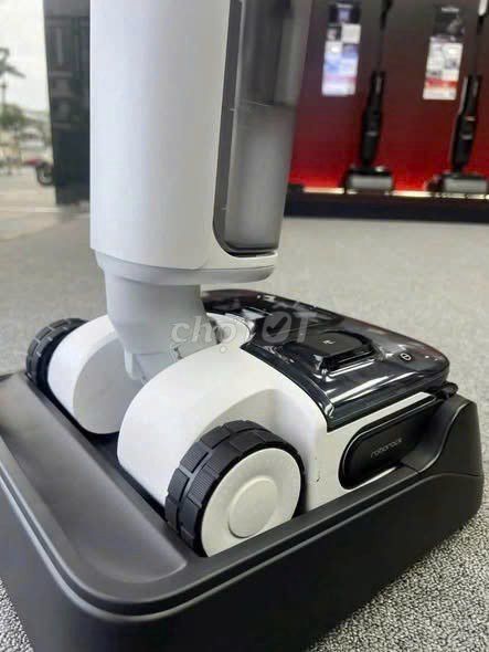 Máy hút bụi Roborock F25 RT Gen 2 Trắng Đen. Mua bán Nội thất, đồ gia dụng khác tại Quận Nam Từ Liêm Hà Nội được đăng bởi Lê Sáng hình 1