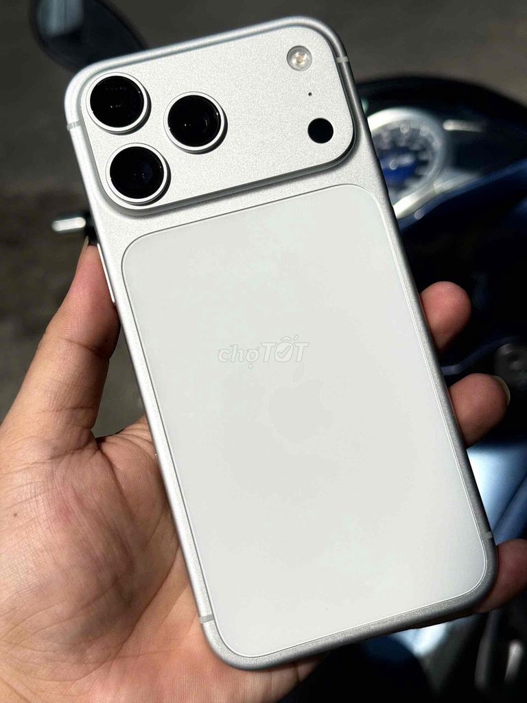 iPhone 17 Pro Max 256 Lock. Mua bán Điện thoại tại Quận Ninh Kiều Cần Thơ được đăng bởi 95 Store Góp Bao Nợ Xấu hình 1