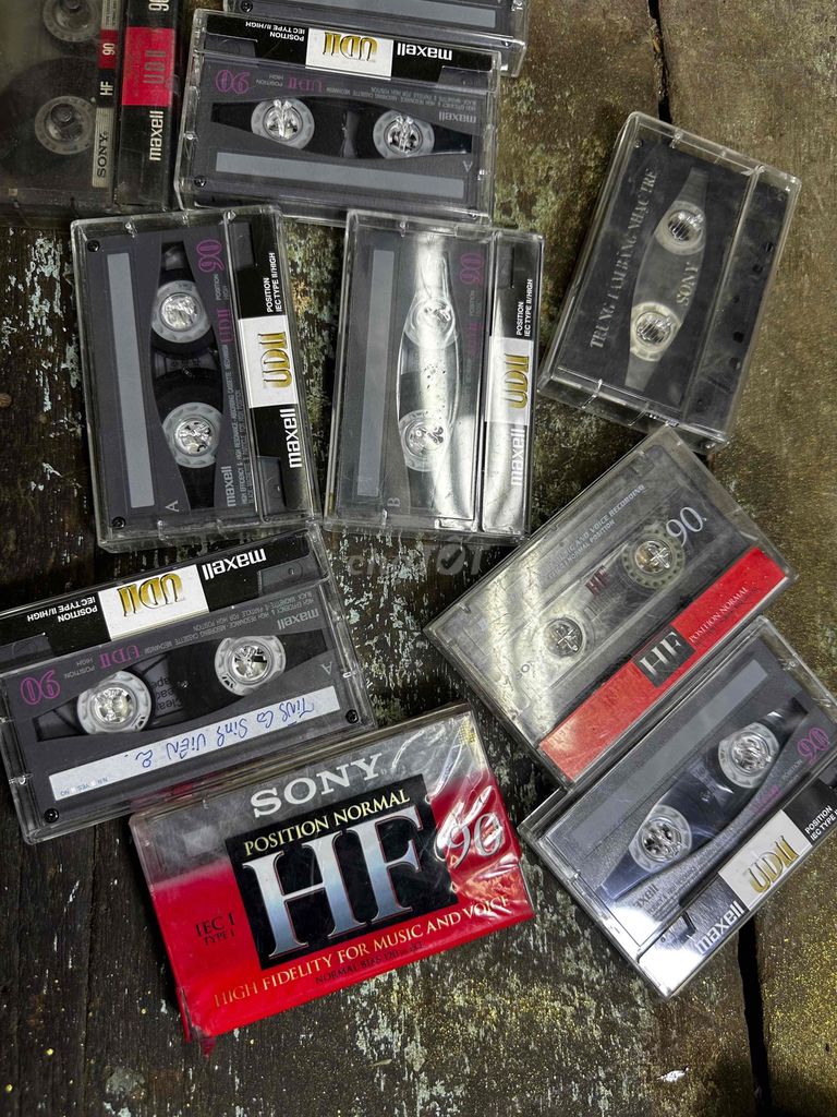Băng cassette Maxell Sony 90 phút. Mua bán Sở thích khác tại Huyện Tri Tôn An Giang được đăng bởi Chi hình 1