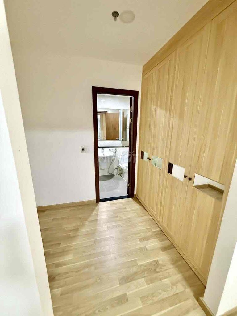 Extra-large 168 m² 3-bedroom apartment in Blooming Tower — photo 7