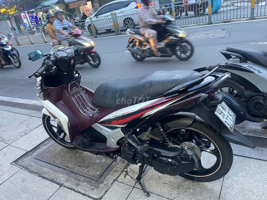 Yamaha Nouvo 5 2014 mới 90% biển số thành phố. Mua bán Xe máy tại Quận Tân Phú Tp Hồ Chí Minh được đăng bởi Tuanduy hình 4