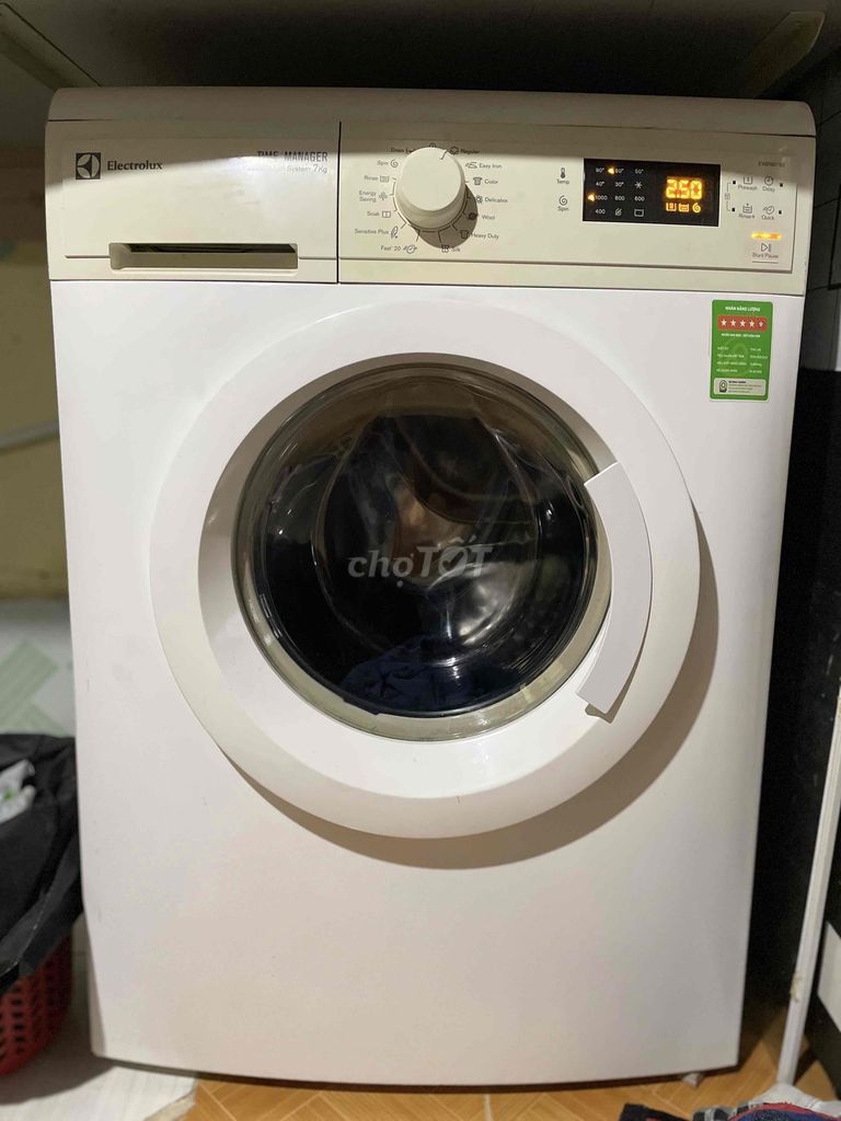 Máy giặt Electrolux lồng ngang 2tr4