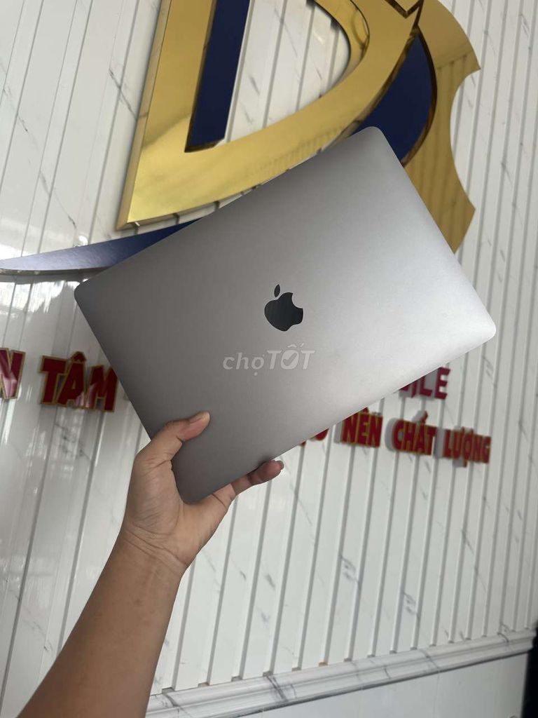 Macbook air 2019 zin đẹp ,có bán góp. Mua bán Laptop tại Thành phố Cà Mau Cà Mau được đăng bởi Duy Dustin Mobile hình 2