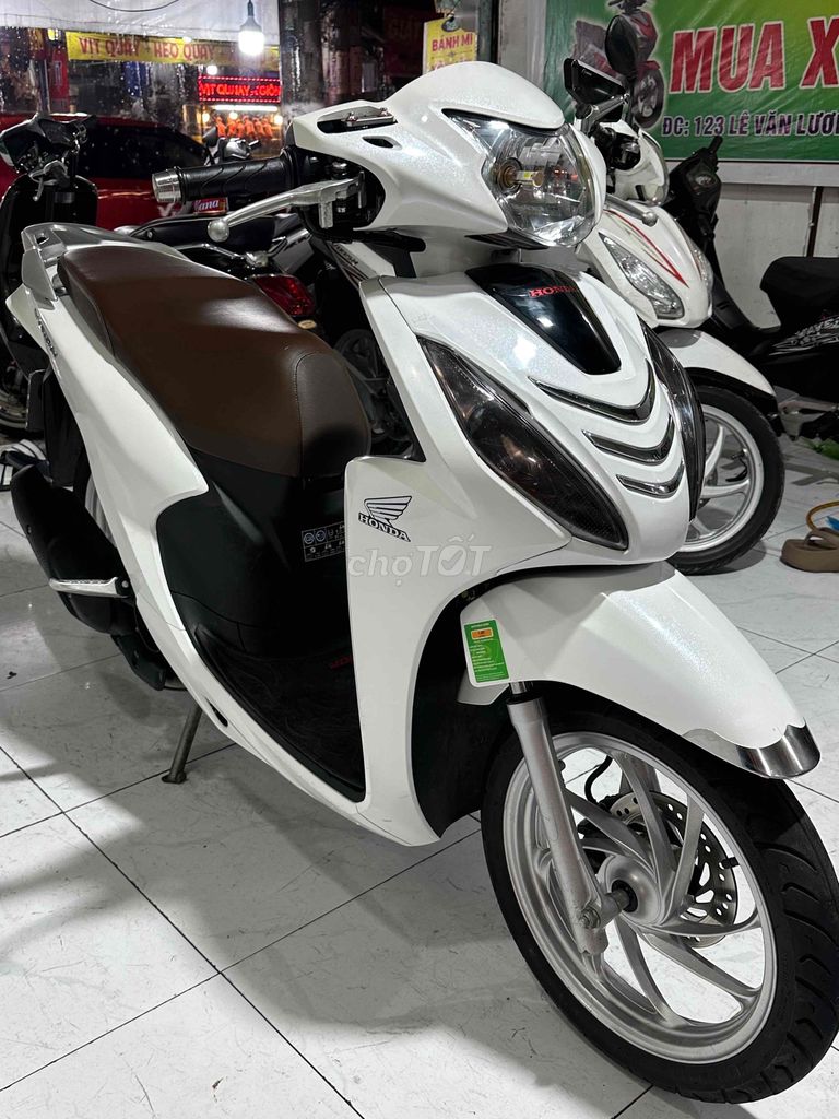 Honda Vision, белый, скутер