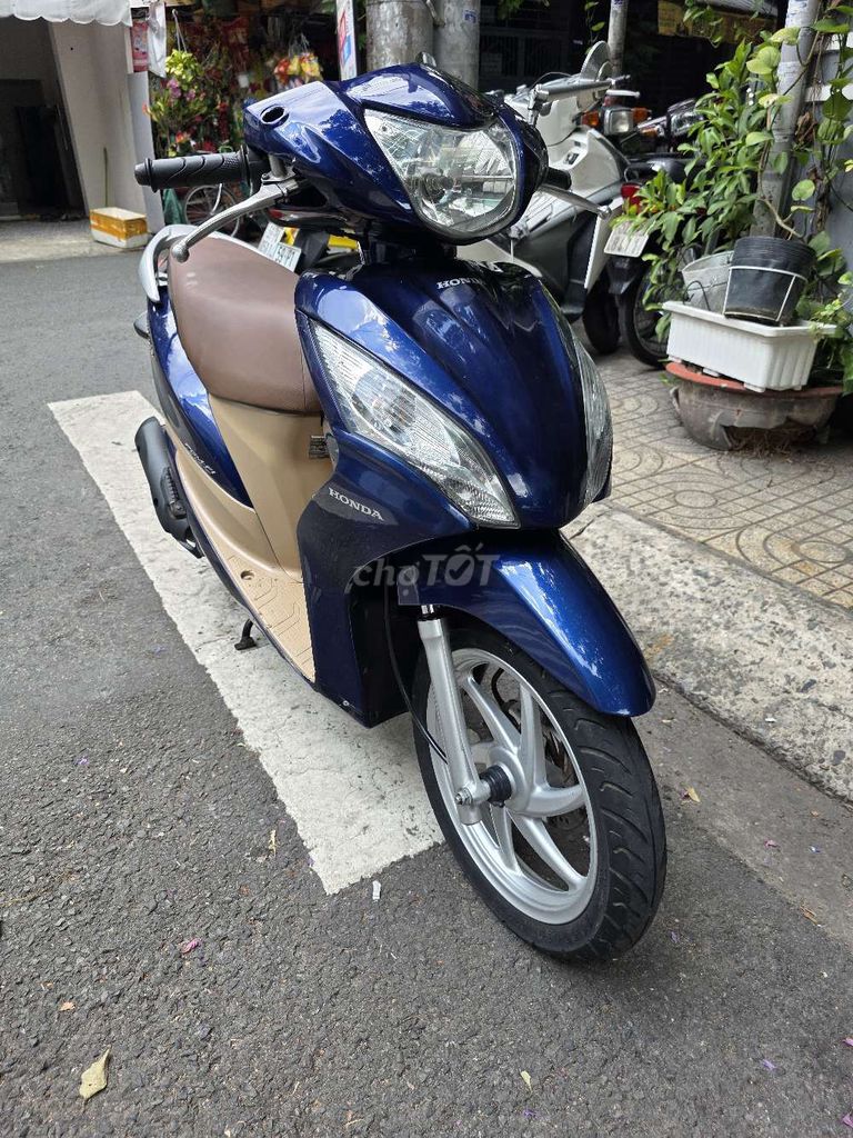 Honda Vision 2013 .xe đẹp.máy êm.btc