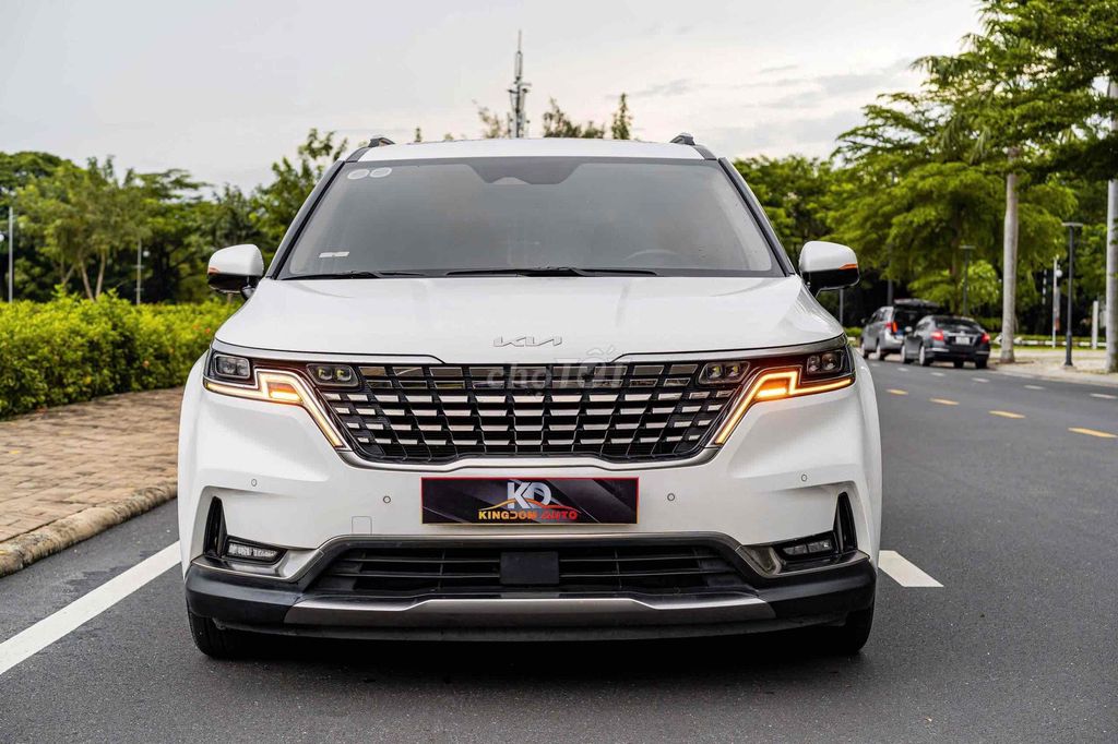 Carnival Signature 3.5 xăng Sx 2023 màu trắng. Mua bán Ô tô tại Quận 7 Tp Hồ Chí Minh được đăng bởi Dương Phương hình 1