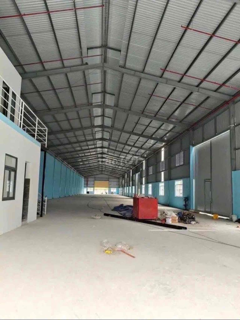 KHO XƯỞNG CỰC ĐẸP ( 10 x 60m ) ĐƯỜG CONTAINER