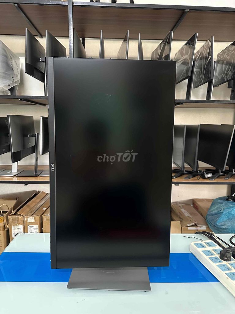 Màn hình Dell P2720D 27 inch 2K xoay. Mua bán Phụ kiện (Màn hình, Chuột...) tại Quận Liên Chiểu Đà Nẵng được đăng bởi KD ĐẠI TÍN NGUYỄN hình 1