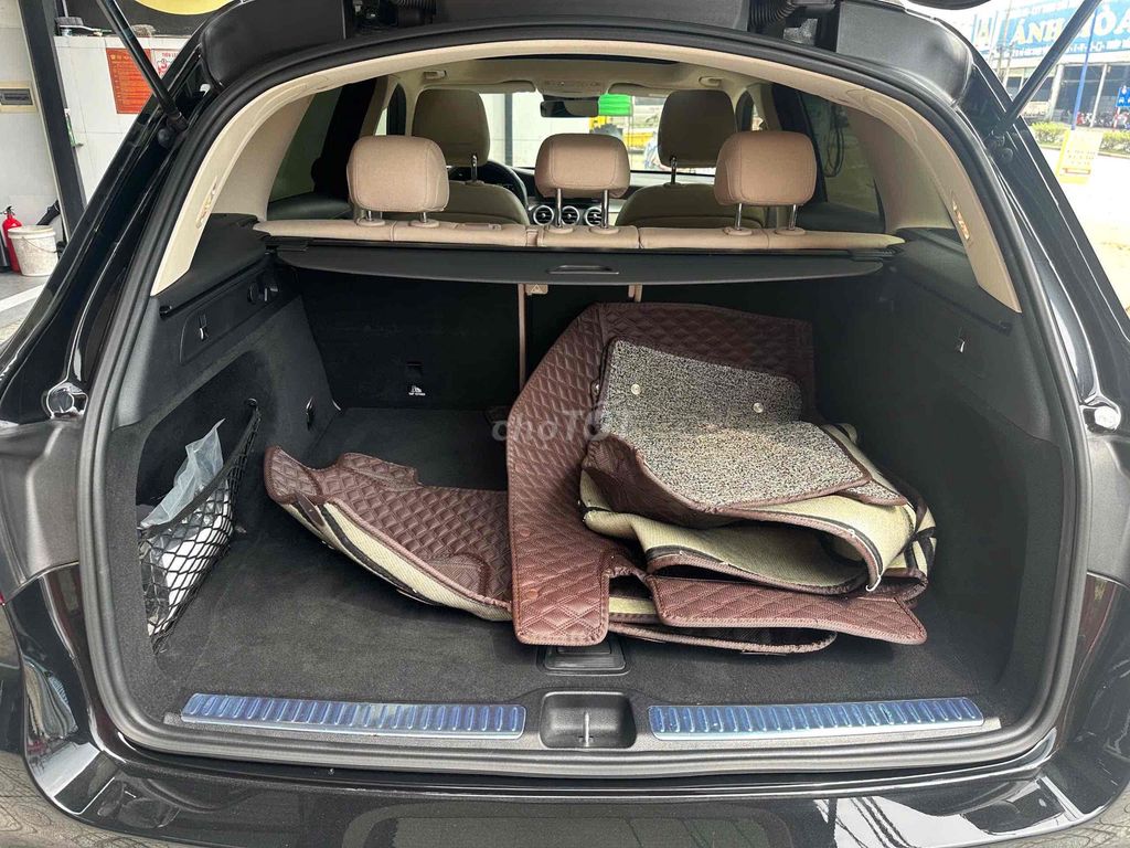 🔴 Mercedes Benz GLC 2021 300 4MATIC đen kem 29k km. Mua bán Ô tô tại Thành phố Thủ Đức Tp Hồ Chí Minh được đăng bởi Tuấn carhouse hình 12