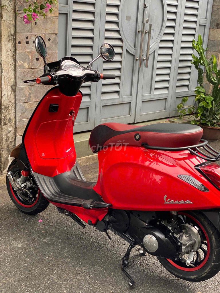 Piaggio Vespa Sprint 2015, красивый, родной мотор, мало б/у