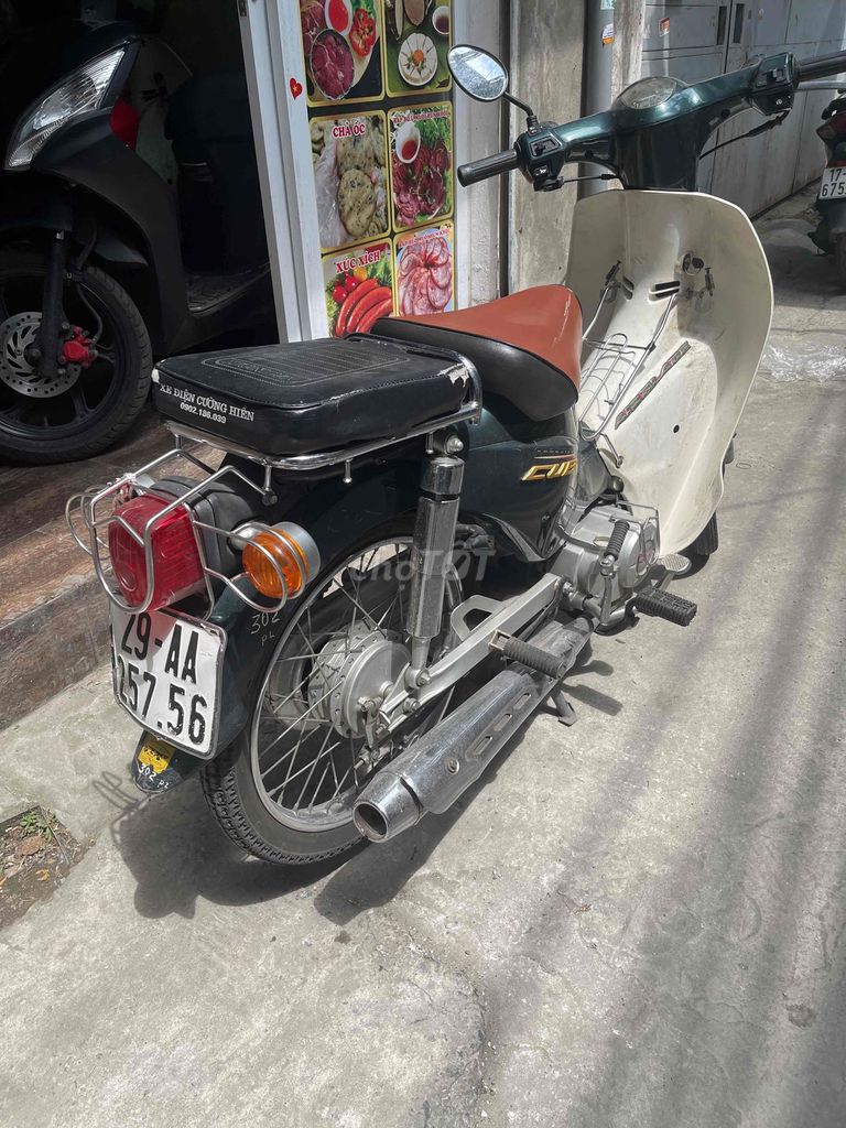 Em Bán Cúp 50cc 2018 Nguyên Zin Êm Ru Biển 29. Mua bán Xe máy tại Quận Hoàng Mai Hà Nội được đăng bởi Tuấn Giang hình 2