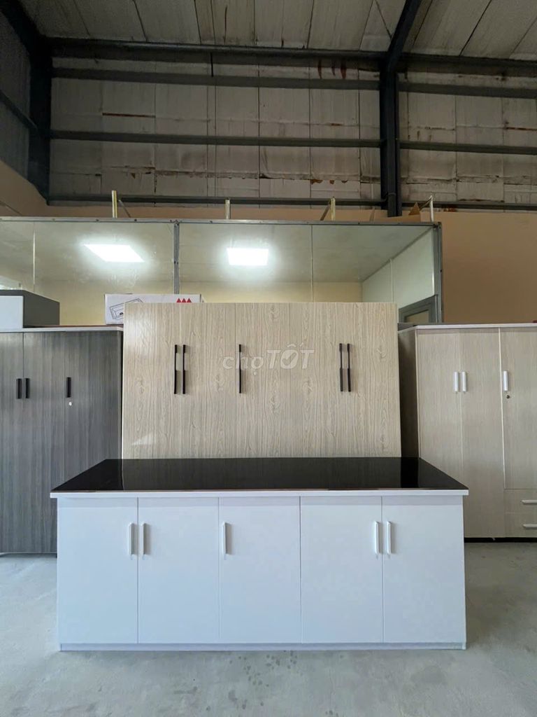 Tủ bếp Gỗ công nghiệp Trắng, vân gỗ. Mua bán Tủ, kệ gia đình tại Thành phố Thuận An Bình Dương được đăng bởi Tủ nhựa Bình Dương hình 1
