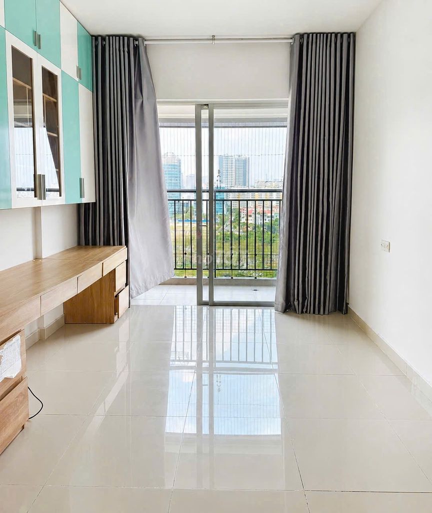 Bán gấp căn hộ 2PN2WC chung cư Sunrise Riverside giá chỉ 5,2 tỷ