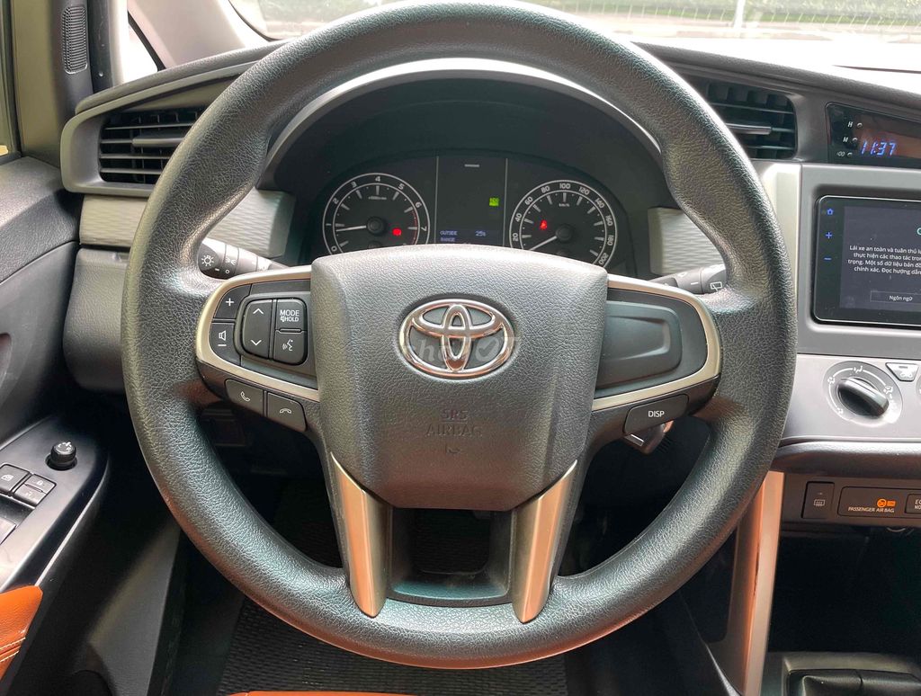 Toyota Innova 2021 E 2.0 MT - màu Đồng. Mua bán Ô tô tại Quận Cầu Giấy Hà Nội được đăng bởi CHỢ ÔTÔ CẦU GIẤY hình 9