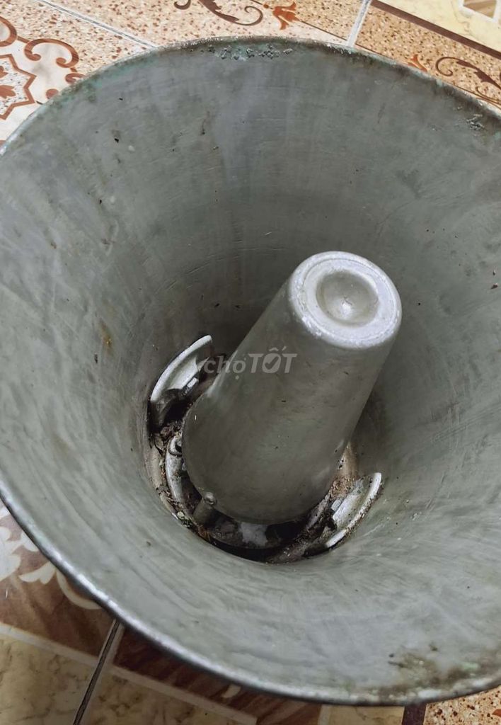 Loa phóng thanh Kim loại Xám. Mua bán Tivi, Âm thanh tại Thành phố Thủ Đức Tp Hồ Chí Minh được đăng bởi Thanh Tg hình 1