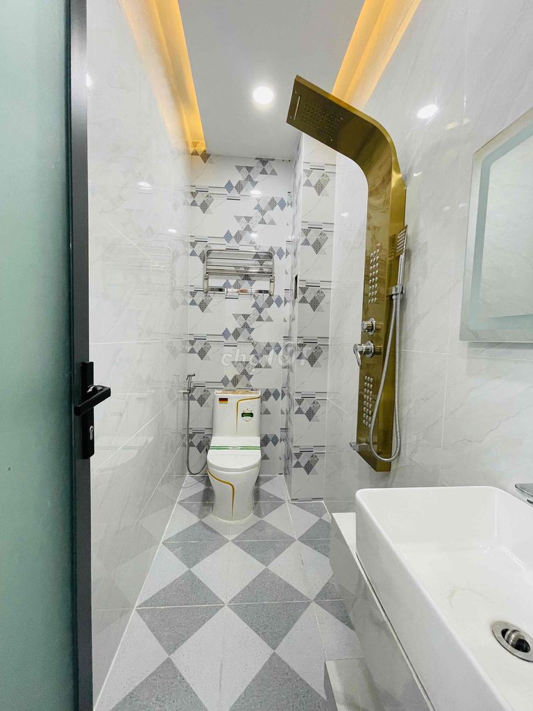 Дом в жилом массиве 55 Tây Lân, собственник просит коллег помочь с продажей