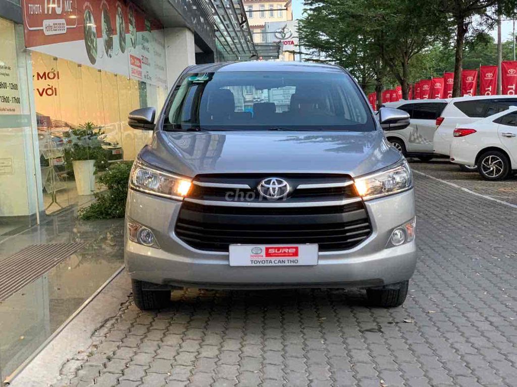 Toyota Innova 2018 2.0E số sàn - 85000 km