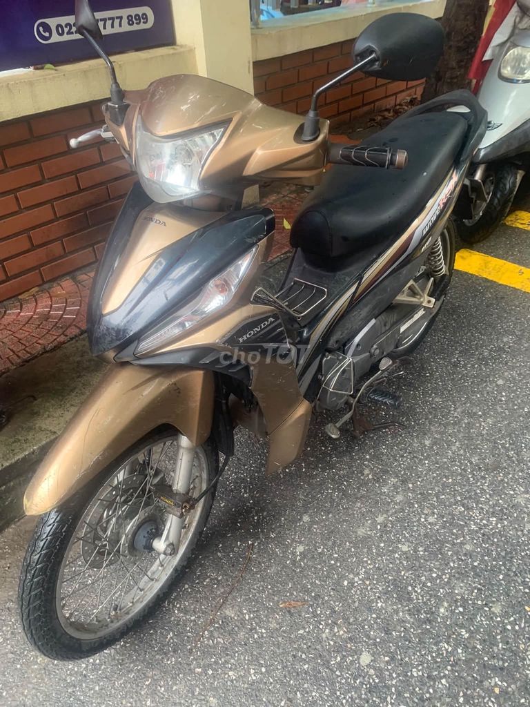 Золотая бронза Honda Wave RSX 2015