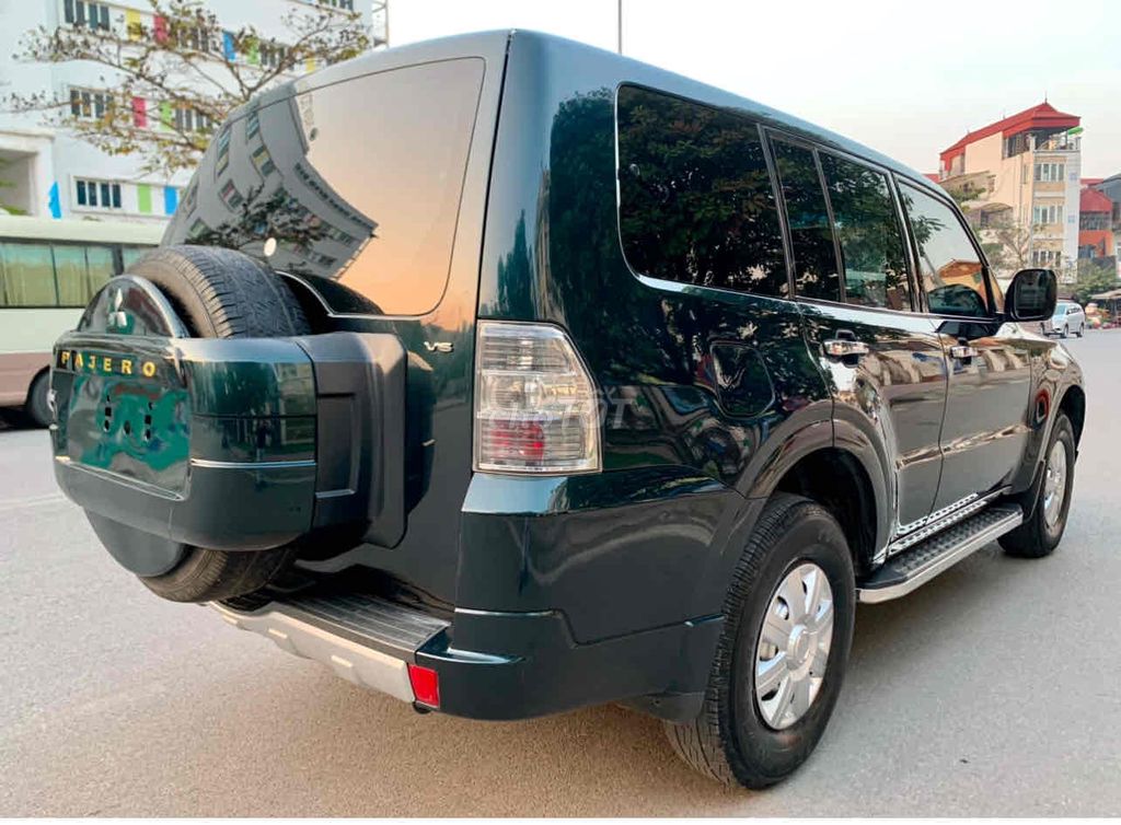 Mitsubishi Pajero 2008, МКПП, черный