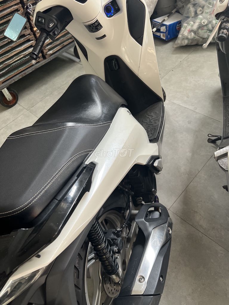 Bán xe sh. Mua bán Xe máy tại Huyện Chợ Gạo Tiền Giang được đăng bởi Đức Trung Trương hình 3