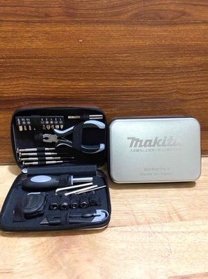 Hộp dụng cụ tua vít đa năng Makita made in Japan
