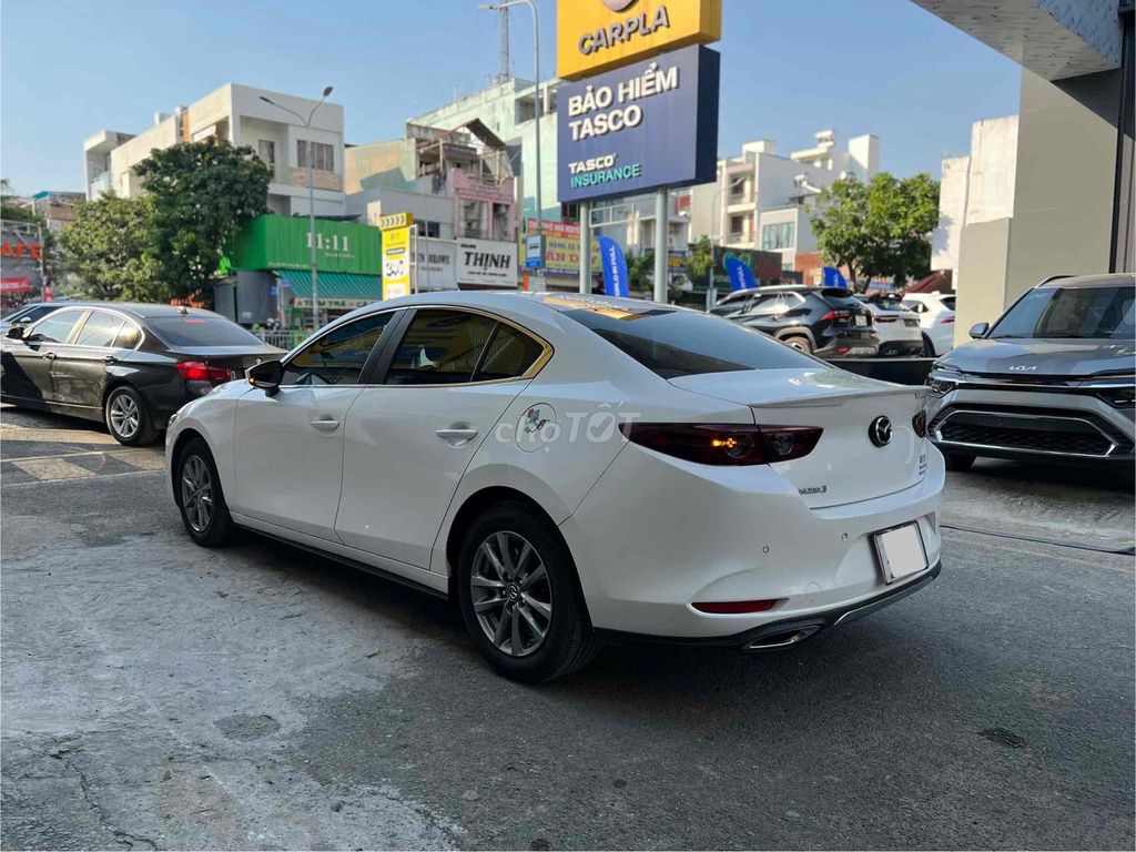 Mazda 3 2023 Luxury Trắng 27.000 km. Mua bán Ô tô tại Quận Tân Phú Tp Hồ Chí Minh được đăng bởi Nguyễn Tân Xe Lướt  hình 7