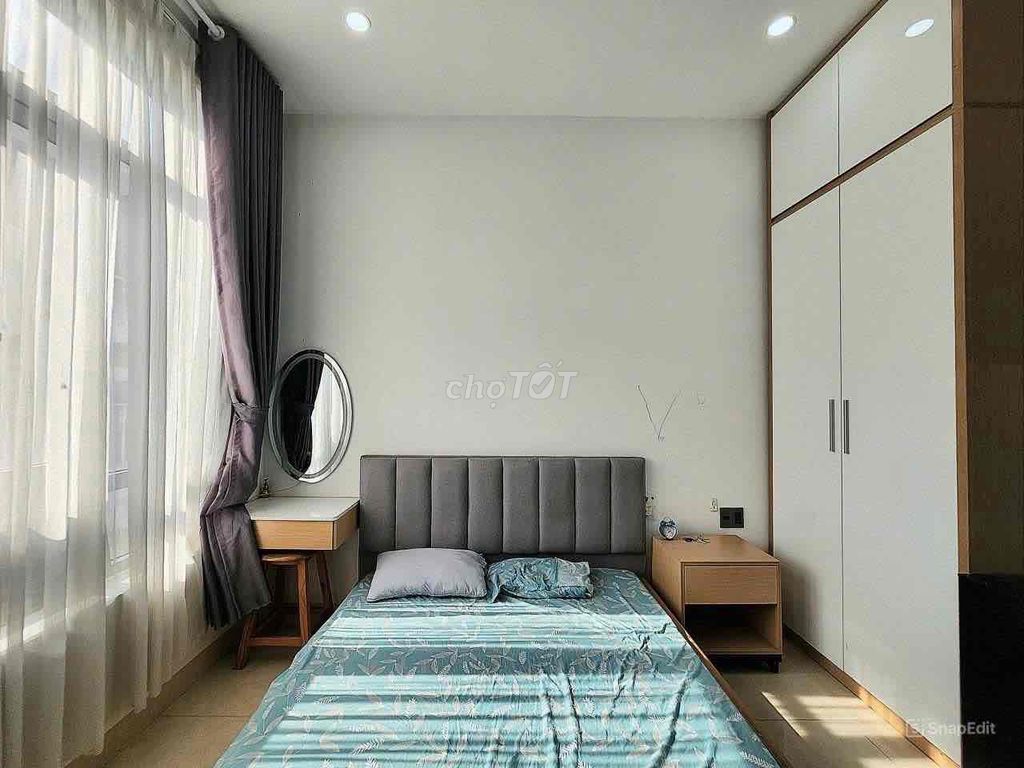 Nhà Mới - Full Nội Thất - Thang Máy - 5.5 triệu siêu đẹp