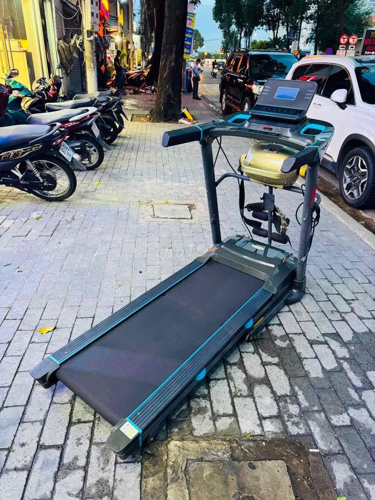 Máy chạy bộ Đen Gấp gọn