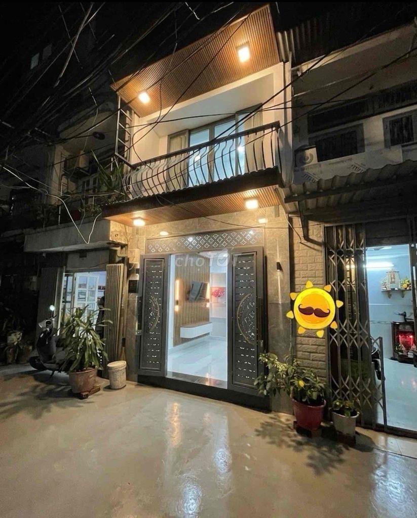 Nhà đẹp full nt hẻm xe hơi trung tâm quận Gò Vấp 2pn2wc xe hơi đỗ cửa