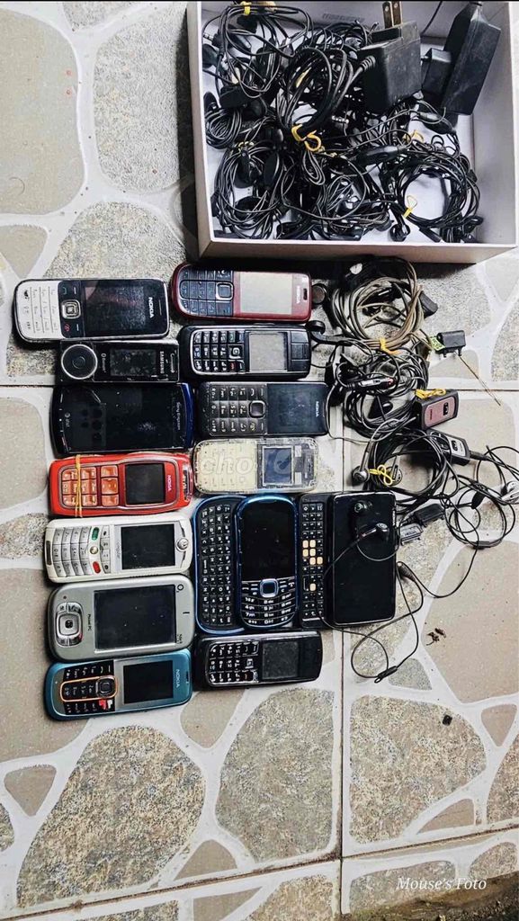 Nokia 1200 & Đồ Cỏ - Giá Tốt. Mua bán Điện thoại tại Thành phố Mỹ Tho Tiền Giang được đăng bởi Lê Nguyên hình 1