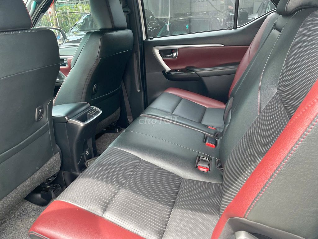 Toyota Fortuner Legender 4x2 AT 2023 - 19000 km. Mua bán Ô tô tại Thành phố Thủ Đức Tp Hồ Chí Minh được đăng bởi ĐỨC XE LƯỚT hình 10