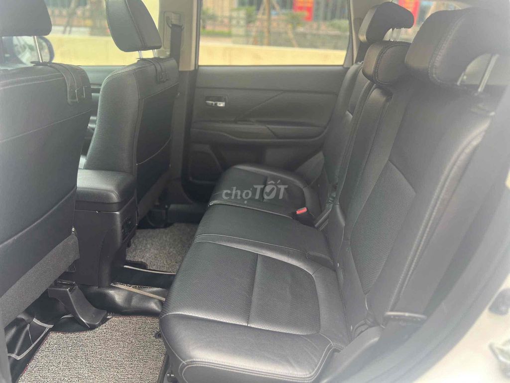 Mitsubishi Outlander 2018 2.4 Trắng. Mua bán Ô tô tại Quận Nam Từ Liêm Hà Nội được đăng bởi Auto Hoàn kều  hình 10