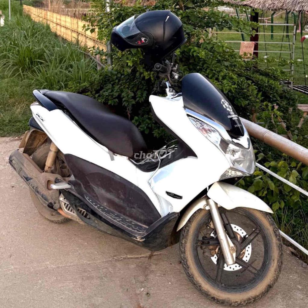 PCX 125cc 2011. Mua bán Xe máy tại Thành phố Nha Trang Khánh Hòa được đăng bởi Yurii hình 2