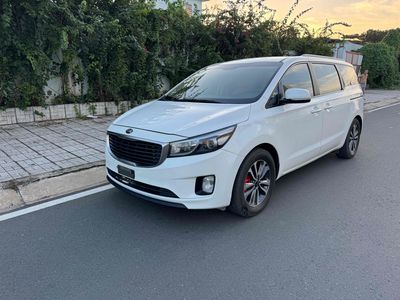 Kia Sedona 2017 2.2 DATH - 138000 km. Mua bán Ô tô tại Thành phố Long Xuyên An Giang được đăng bởi Lĩnh Long Xuyên