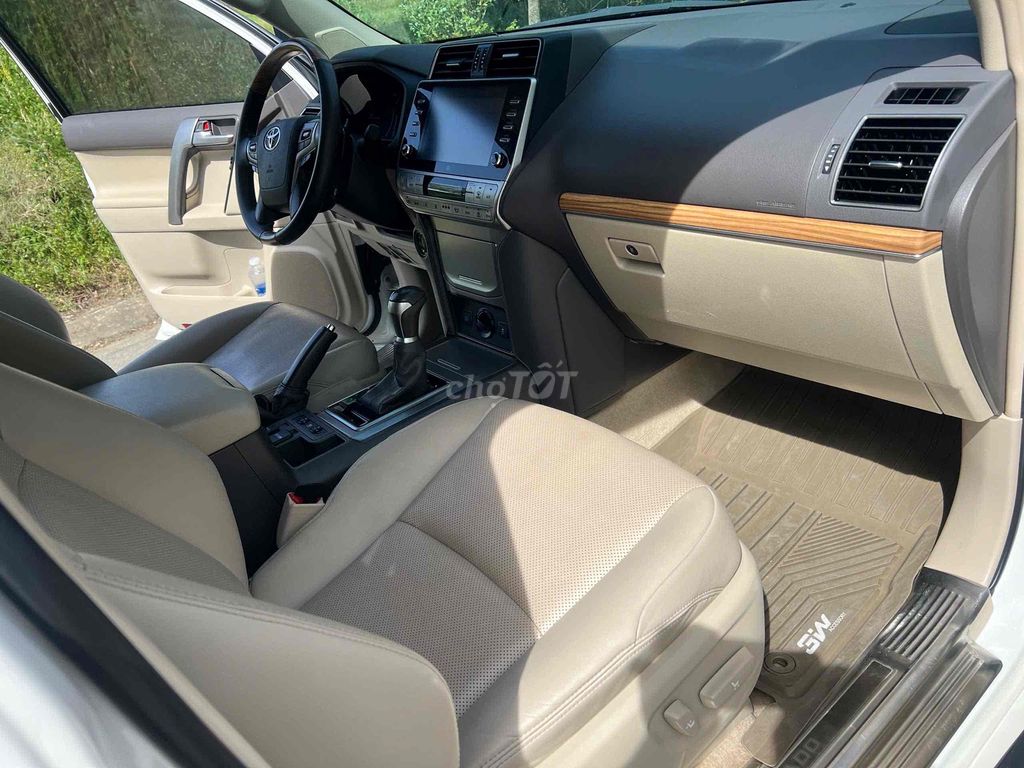 TOYOTA HÀ ĐÔNG bán Prado 6vạn full LỊCH SỬ model22. Mua bán Ô tô tại Quận Hà Đông Hà Nội được đăng bởi Toyota Hà Đông Tsure hình 4