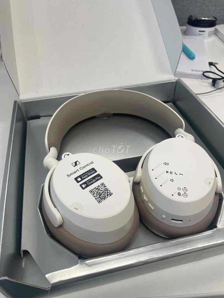 Tai nghe chụp tai Sennheiser Accentum Acaebt Trắng. Mua bán Tivi, Âm thanh tại Quận 8 Tp Hồ Chí Minh được đăng bởi Nguyễn Trần Như Phương hình 1
