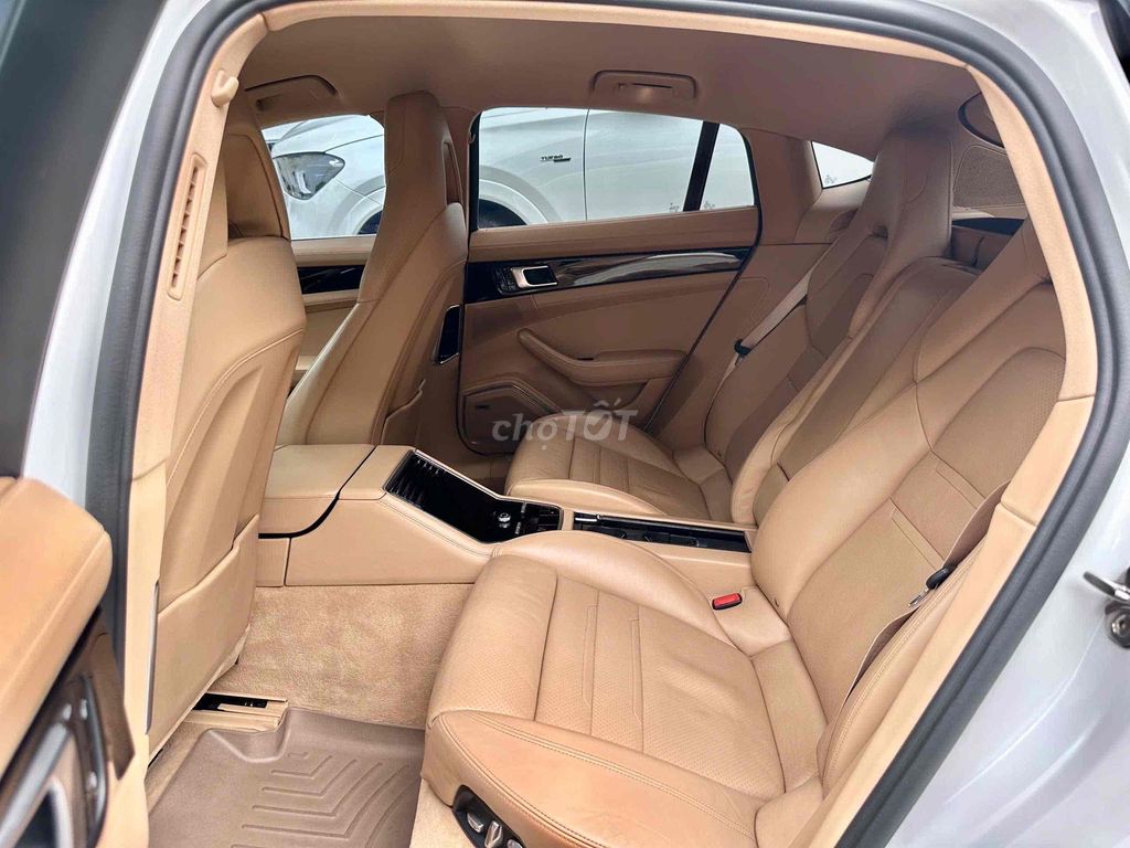 Porsche Panamera 2018 Trắng 55000 km. Mua bán Ô tô tại Quận 7 Tp Hồ Chí Minh được đăng bởi PHÁT ĐẠT LUXURY CAR hình 7