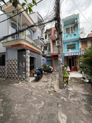nhà bán âu cơ quận 11 công nhânn 45m2 hẻm xe hơi trệt lầu