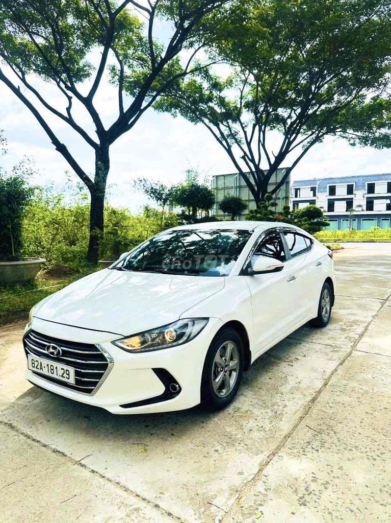 Hyundai Elantra 2018 1.6 MT - 9000 km. Mua bán Ô tô tại Thành phố Pleiku Gia Lai được đăng bởi Huynh kontum hình 7