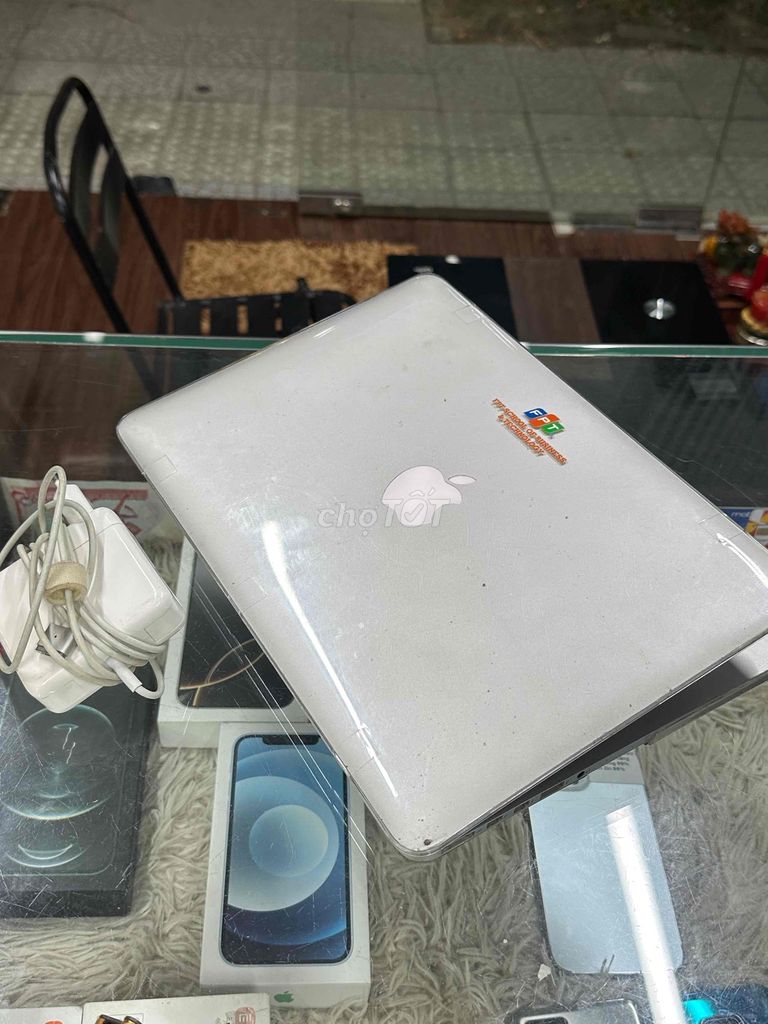 🍎Apple MacBook Pro A1502 i5 8GB/128GB. Mua bán Laptop tại Thành phố Huế Thừa Thiên Huế được đăng bởi Hoàng Lộc Smartphone  hình 1