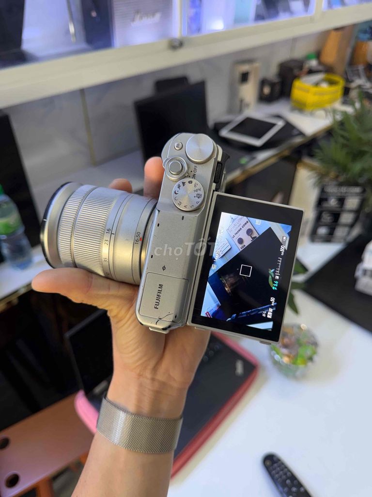 Thanh lý Fujifilm xa10 khách cầm quá hạn.. Mua bán Máy ảnh, Máy quay tại Thành phố Thủ Dầu Một Bình Dương được đăng bởi Ngọc Tây Tech hình 1