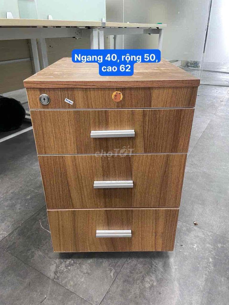 Tủ hồ sơ gỗ vân gỗ 3 ngăn kéo. Mua bán Tủ, kệ gia đình tại Quận 12 Tp Hồ Chí Minh được đăng bởi Nguyenlephung hình 1