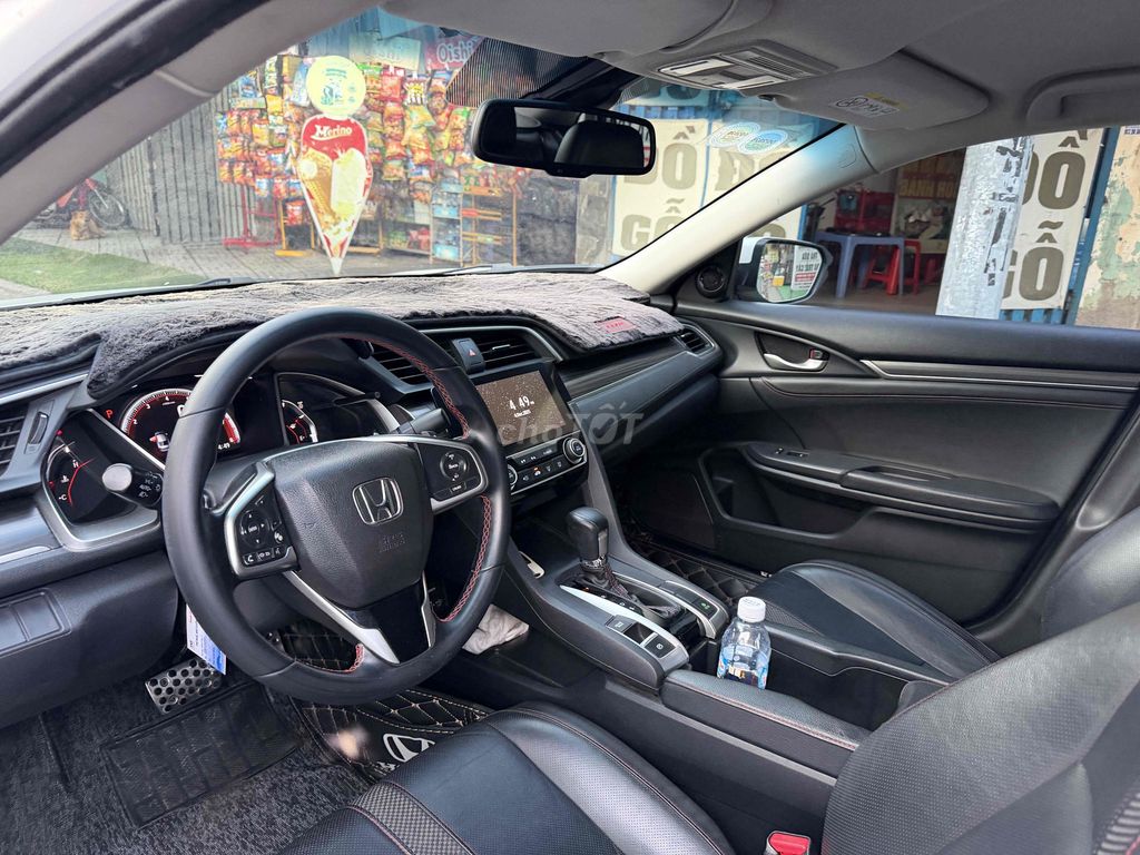 Honda Civic 2020 1.5RS Màu trắng mới tinh. Mua bán Ô tô tại Quận 12 Tp Hồ Chí Minh được đăng bởi A Quý hình 4