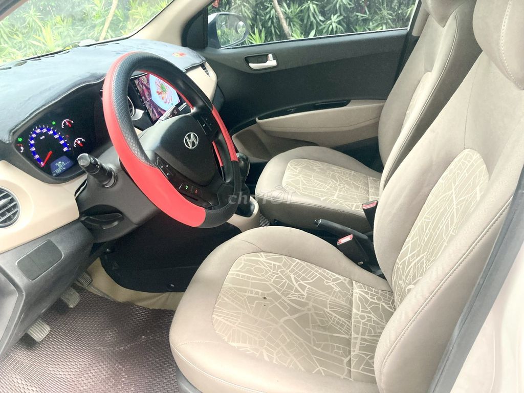 Bán INNOVA 2019 2.0E chính chủ xe gia đình: 405TR. Mua bán Ô tô tại Quận Bình Tân Tp Hồ Chí Minh được đăng bởi Thanh Hà hình 5