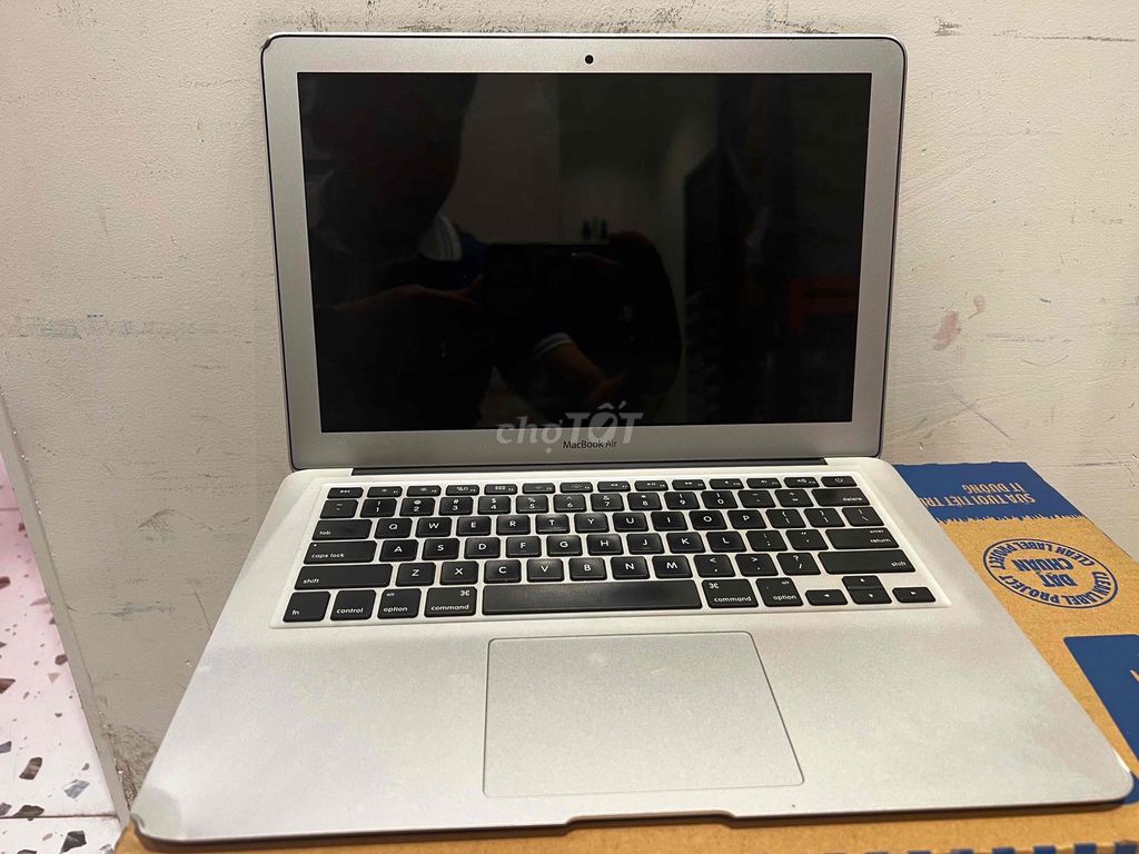 Apple MacBook Air 2017 core i5 - 8/128gb. Mua bán Laptop tại Thành phố Đà Lạt Lâm Đồng được đăng bởi Đức Cường hình 1