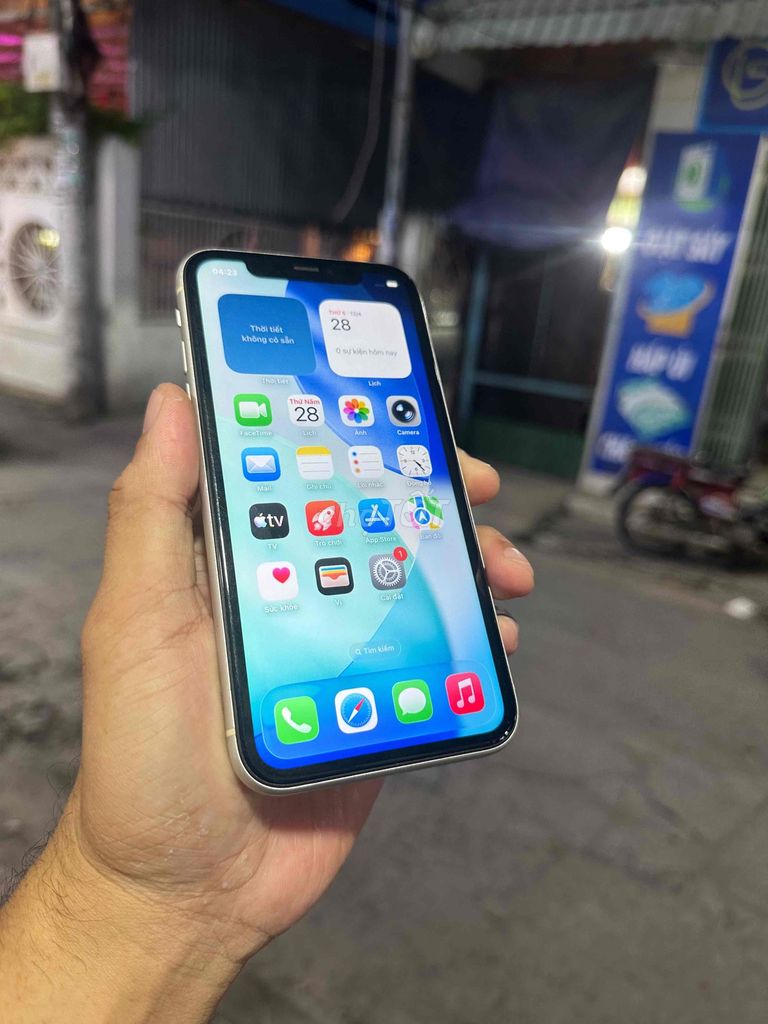 Apple iPhone 11 64GB k face id ,màn zin. Mua bán Điện thoại tại Thành phố Biên Hòa Đồng Nai được đăng bởi LUCAS 6868 hình 1
