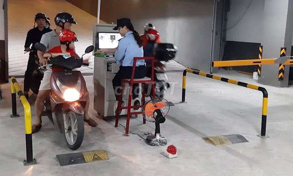 /viec-lam-quan-binh-tan-tp-ho-chi-minh/121820001.htm#px=SR-stickyad-[PO-2][PL-top]?i=5