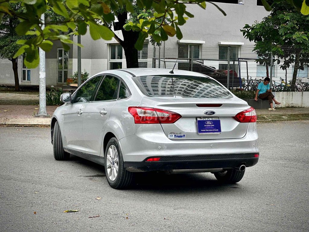 Ford Focus 2013 Bạc , bảo hành chính hãng. Mua bán Ô tô tại Quận 12 Tp Hồ Chí Minh được đăng bởi Toàn Thắng Xe Ford  hình 3